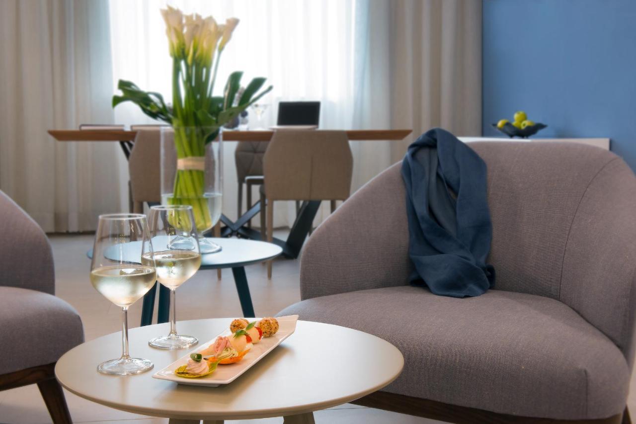 Hotel I Ginepri Марина-ди- Кастаньето Экстерьер фото