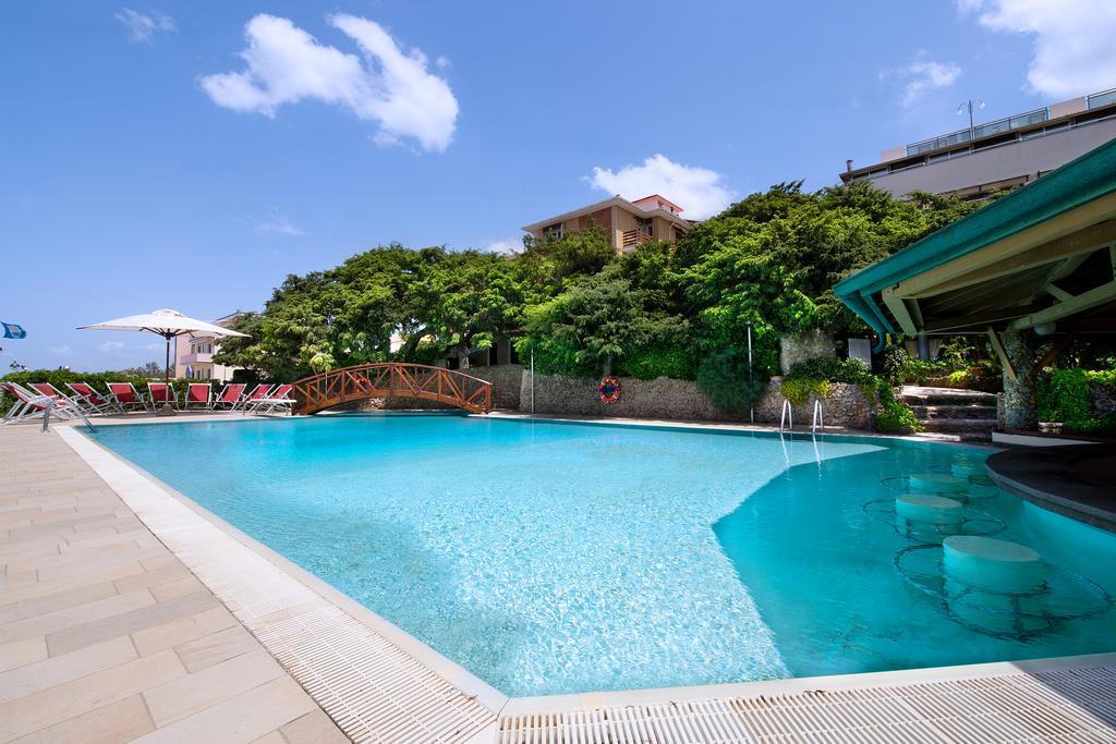 Hotel I Ginepri Марина-ди- Кастаньето Экстерьер фото